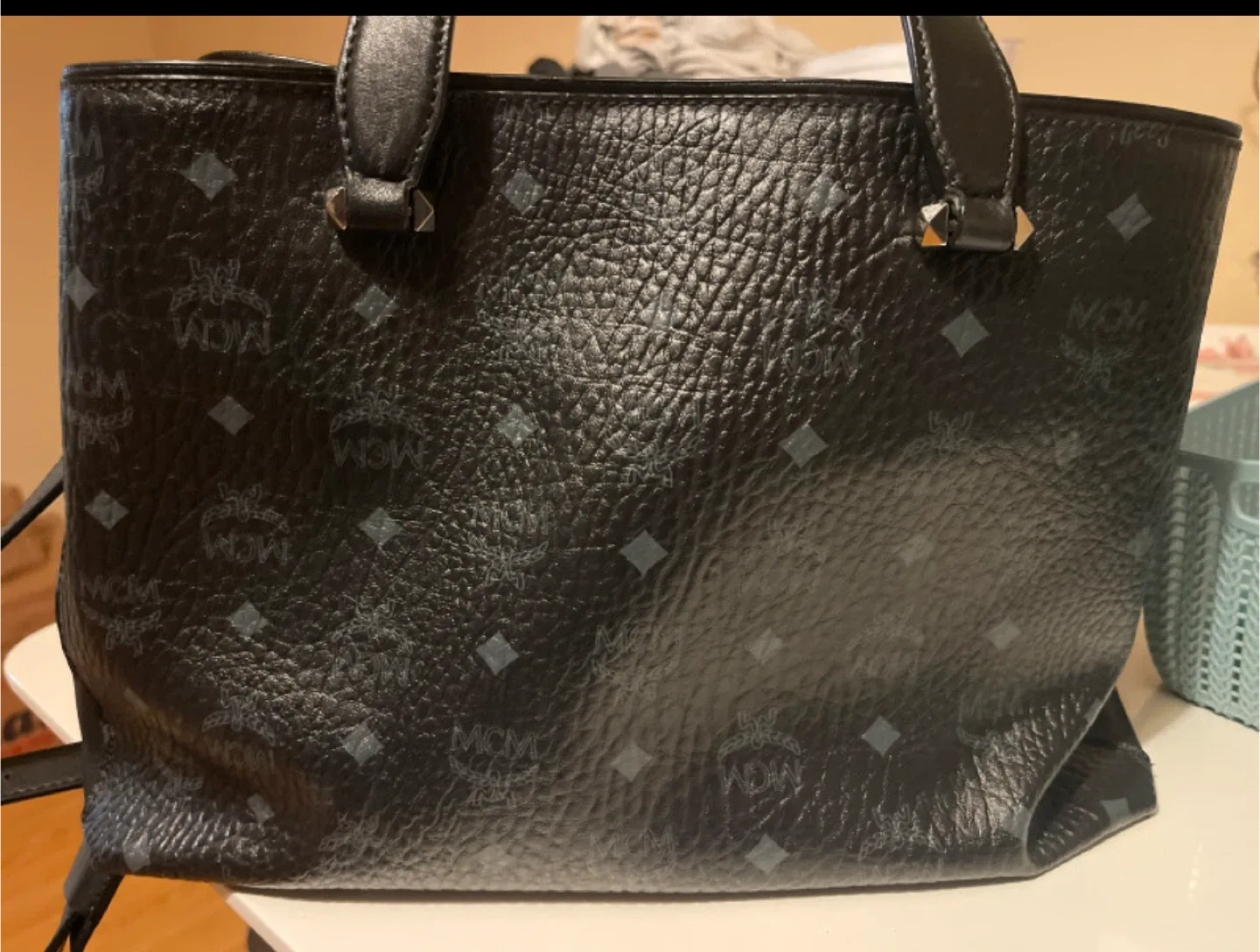 MCM Black Tote Bag image indicator(5)