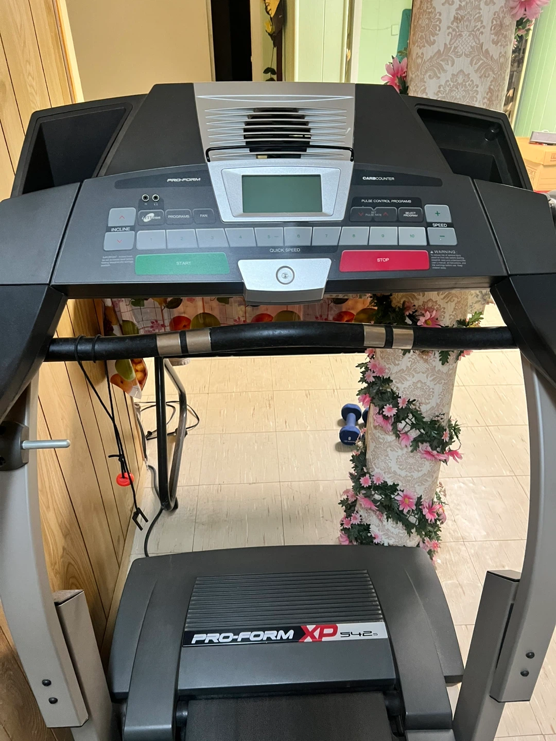 Pro-Form XP 342 Treadmill - photo 3