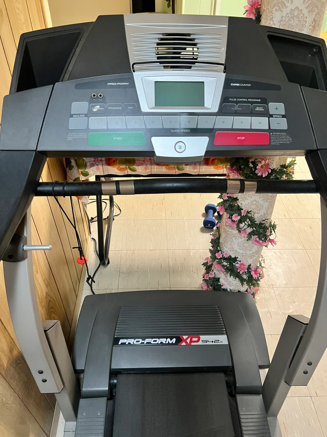 Pro-Form XP 342 Treadmill - photo 2