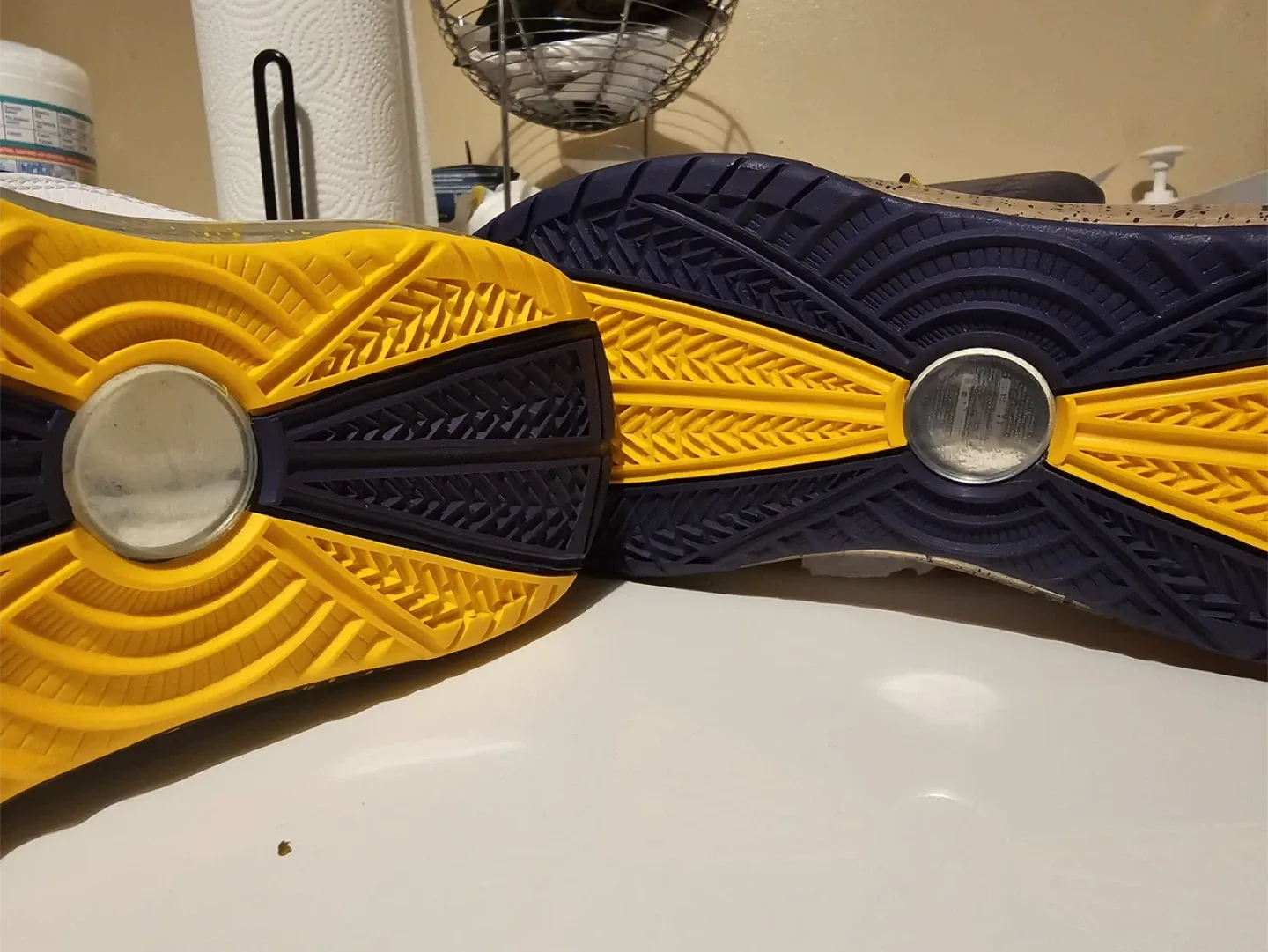 Max LeBron 7 Media Day image indicator(2)