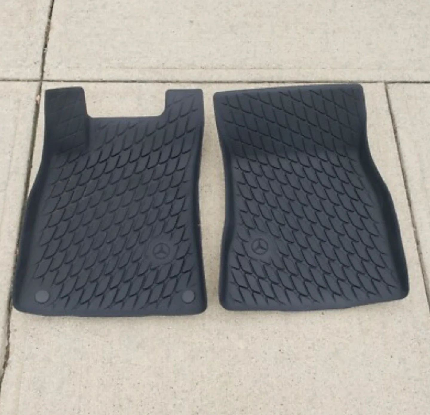 Mercedes-Benz - All Weather Floor Mats image indicator(3)