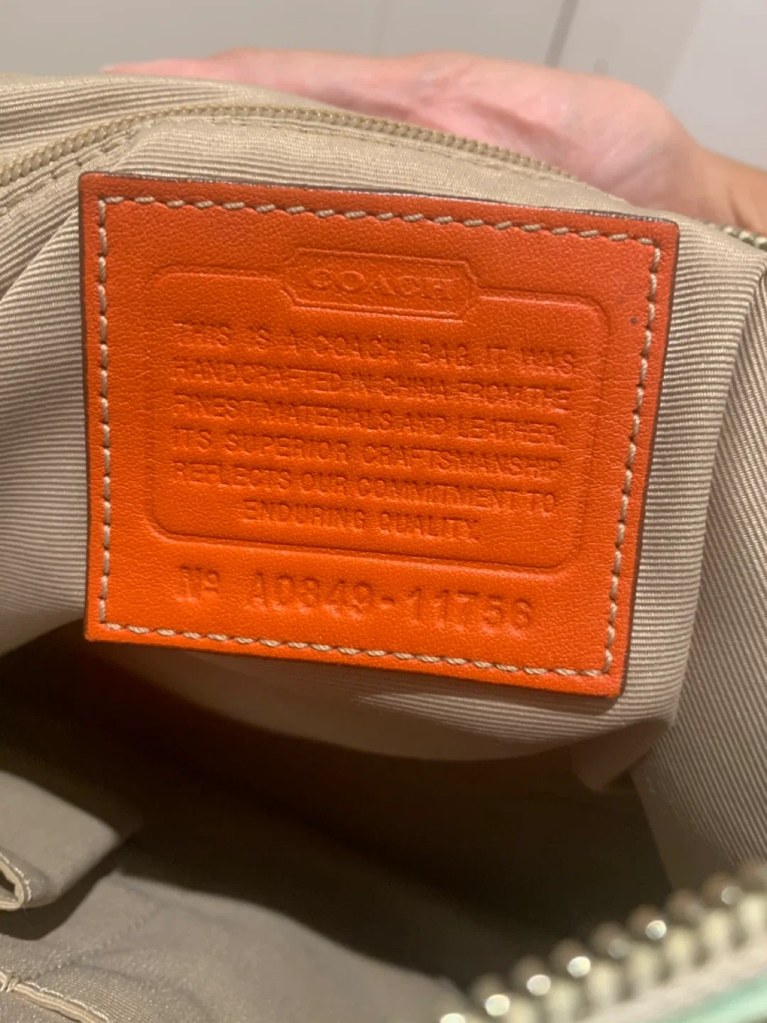 ❤️ Coach Multicolor Hampton Tote Bag 💙 image indicator(2)