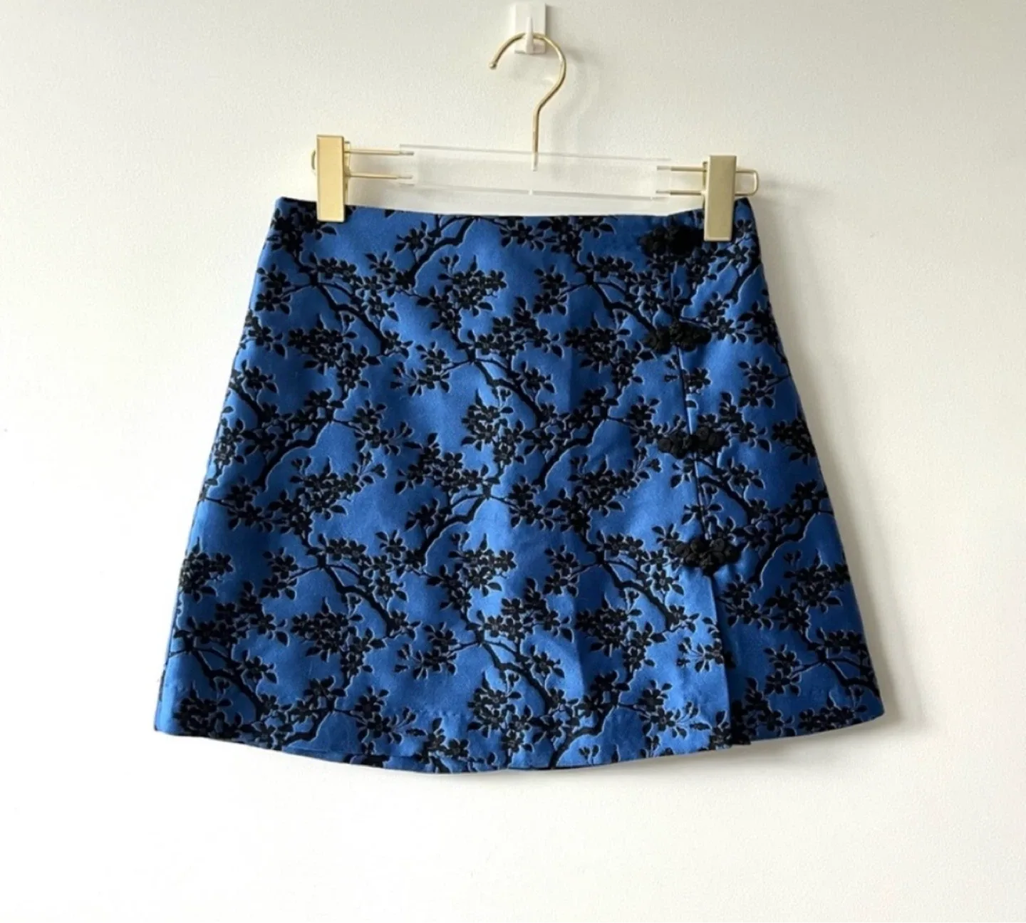 Zara Blue Floral Jacquard Mini Skirt thumbnail