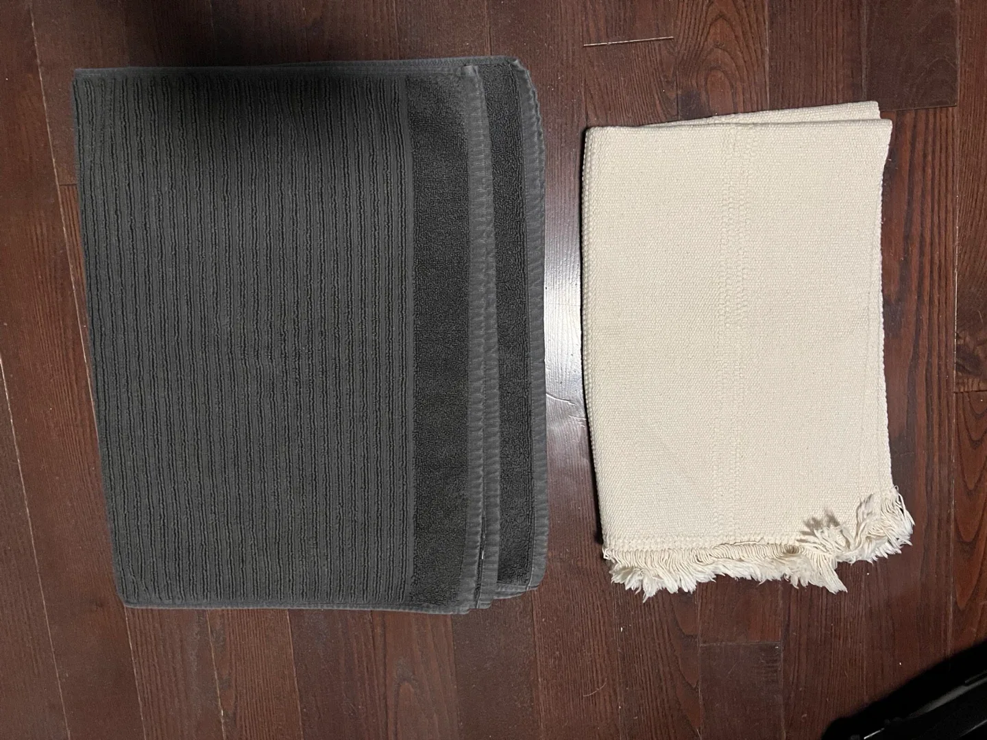 Ikea Grey & White mat x 3