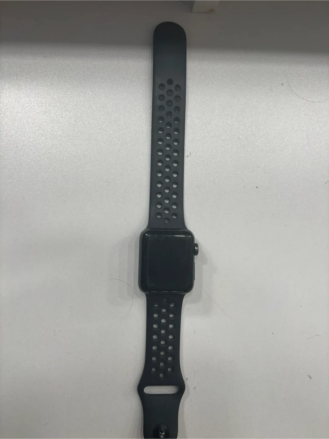 Apple Watch with Nike Sport Band image indicator(3)