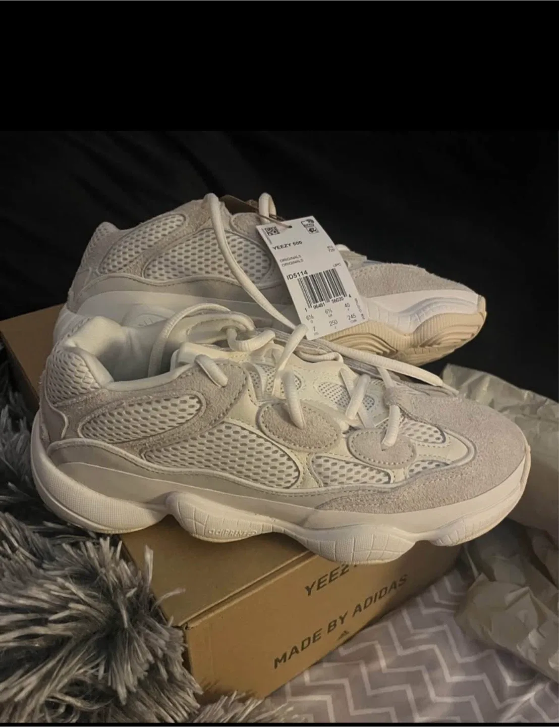 Adidas Yeezy 500 Bone White (Size 7) thumbnail