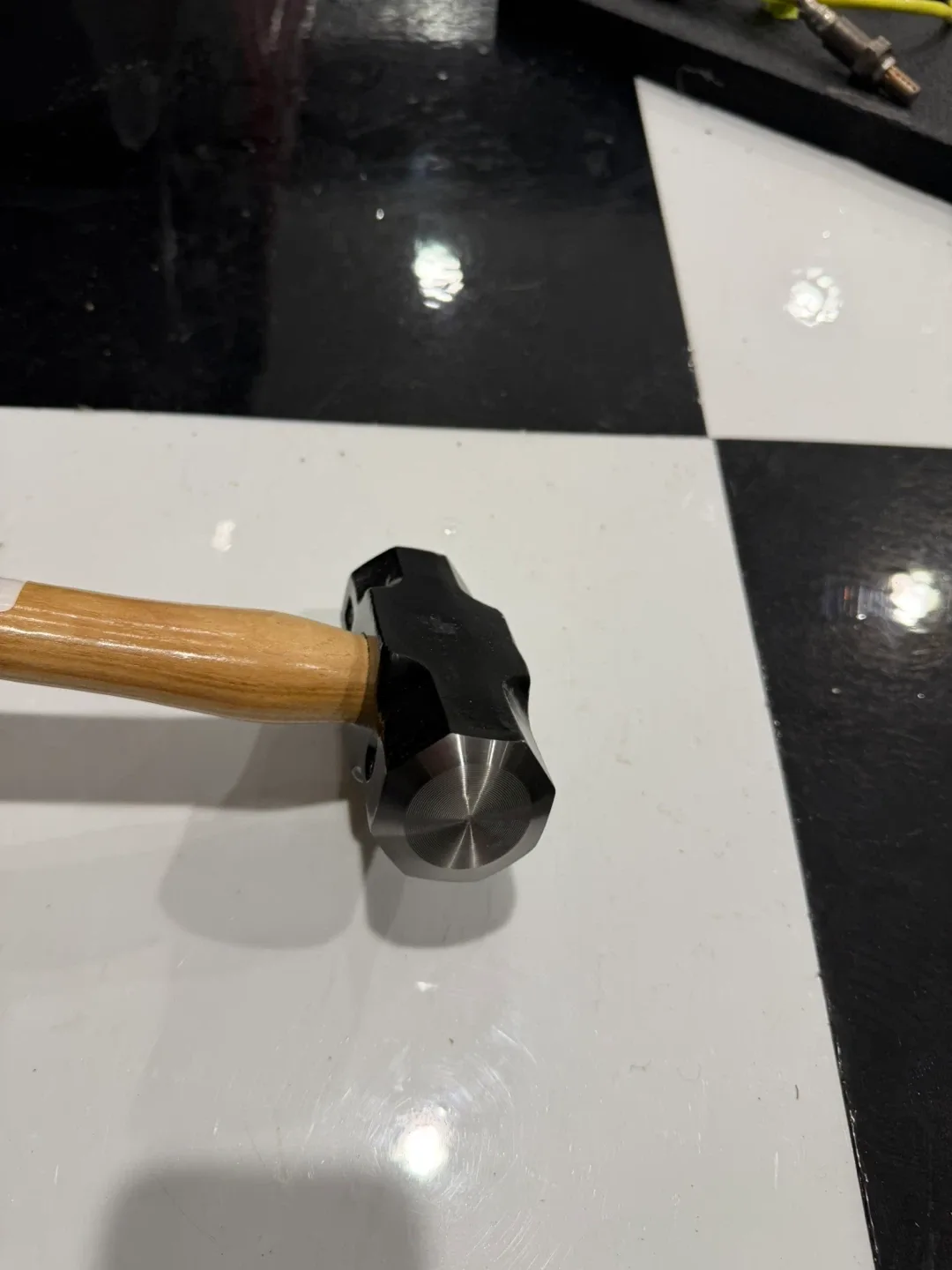 BRICO 3 lbs Sledge Hammer image indicator(7)