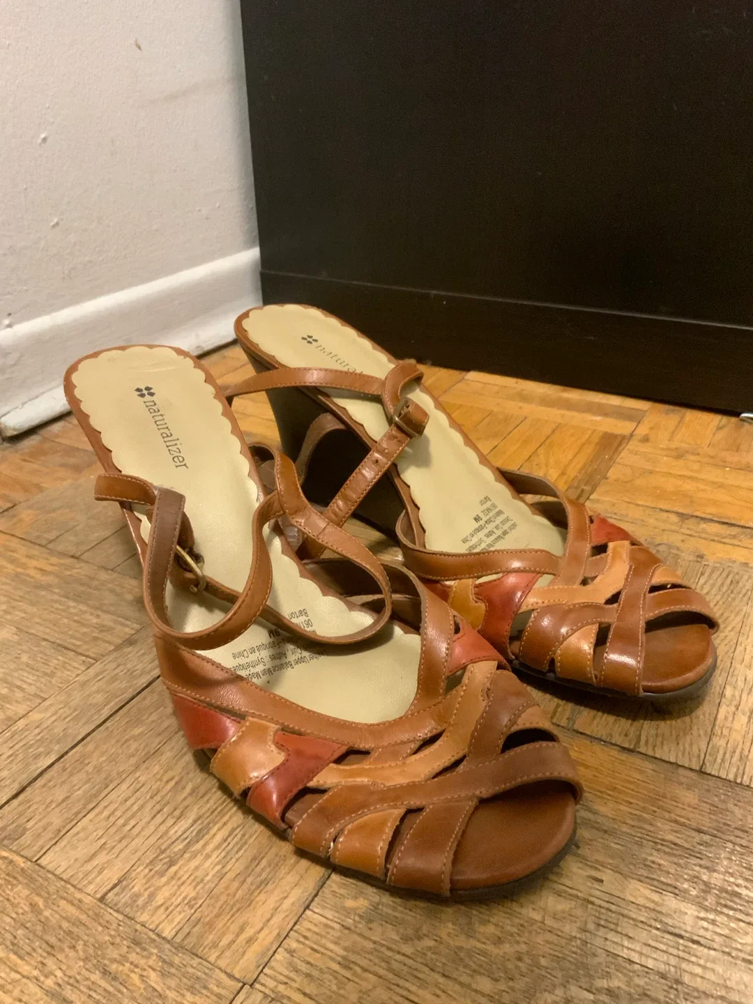 Naturalizer Brown Leather Slingbacks