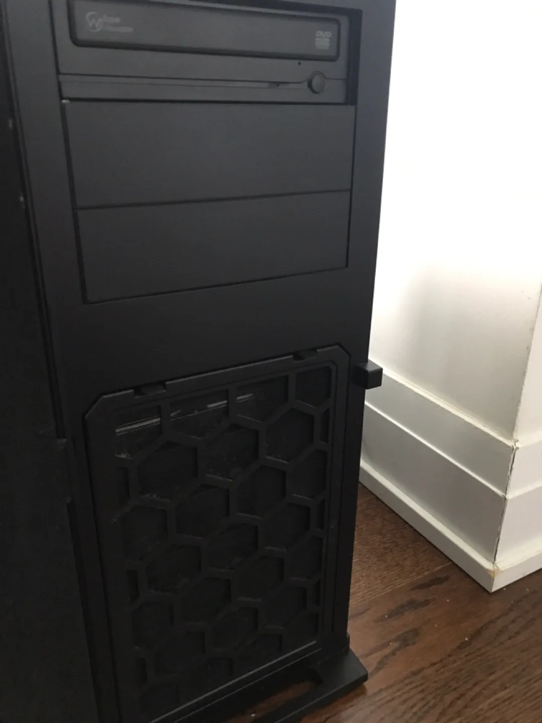 🎄 sale ..  light Gaming PC - Intel i5, monitor image indicator(2)