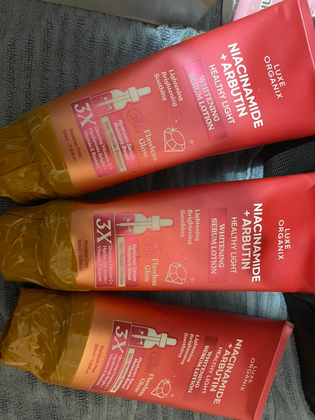 Luxe Organix Niacinamide + Arbutin Whitening Serum Lotion image indicator(2)