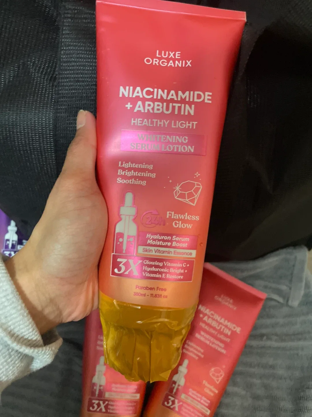 Luxe Organix Niacinamide + Arbutin Whitening Serum Lotion image indicator(3)