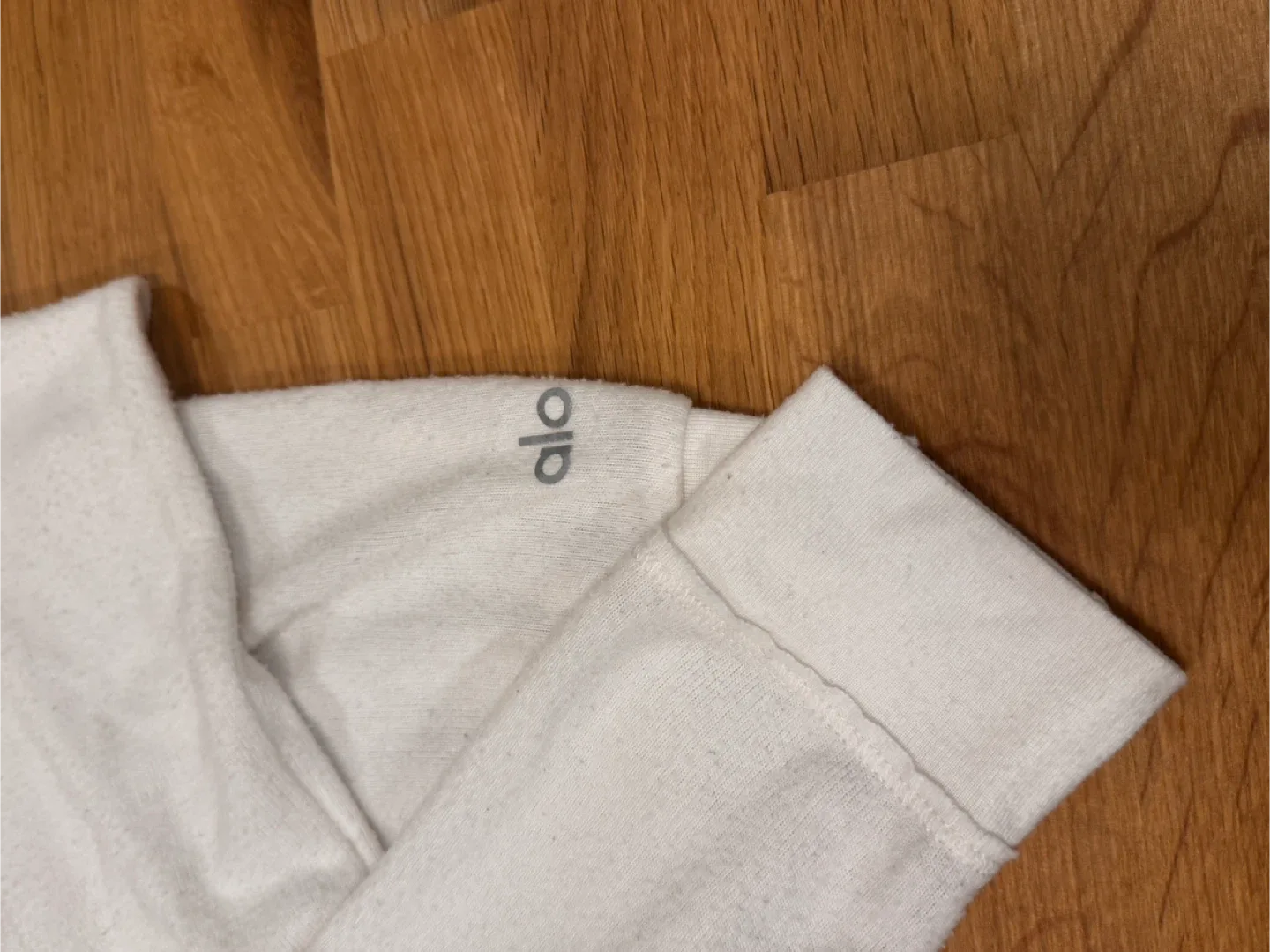 Alo Cropped Hoodie - Ivory (size xs) image indicator(2)