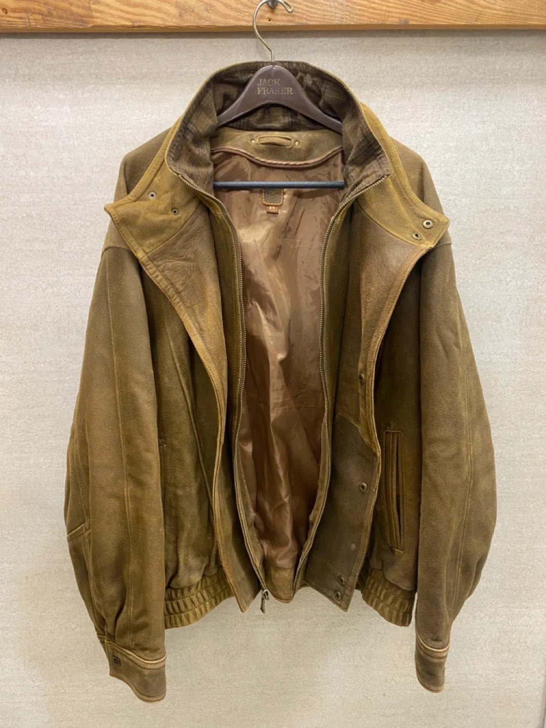 Vintage Wilson Leather Distressed Authentic Leather Jacket - 2XL image indicator(5)