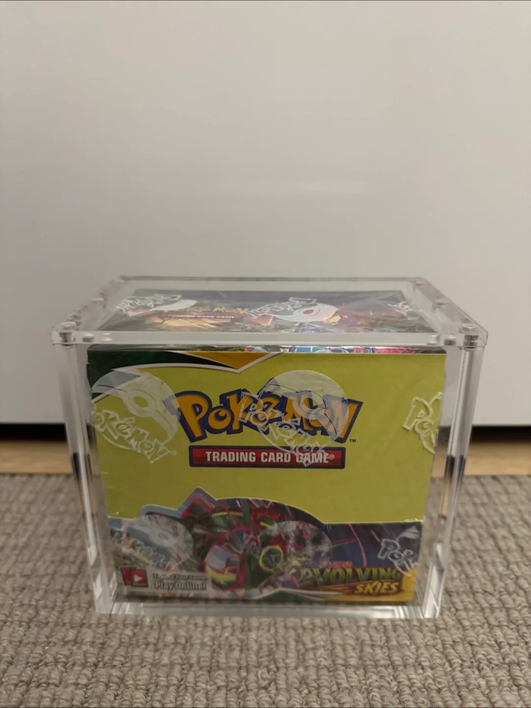 Pokemon Evolving skies booster box- Bottom rip