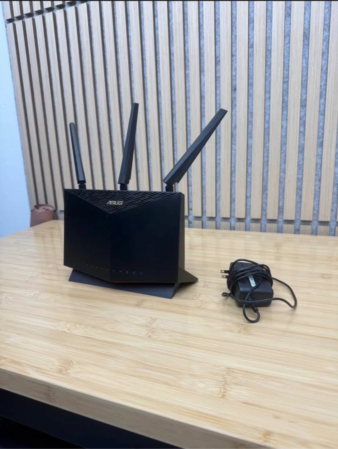 ASUS RT-AX86U Pro (AX5700) Router image indicator(2)