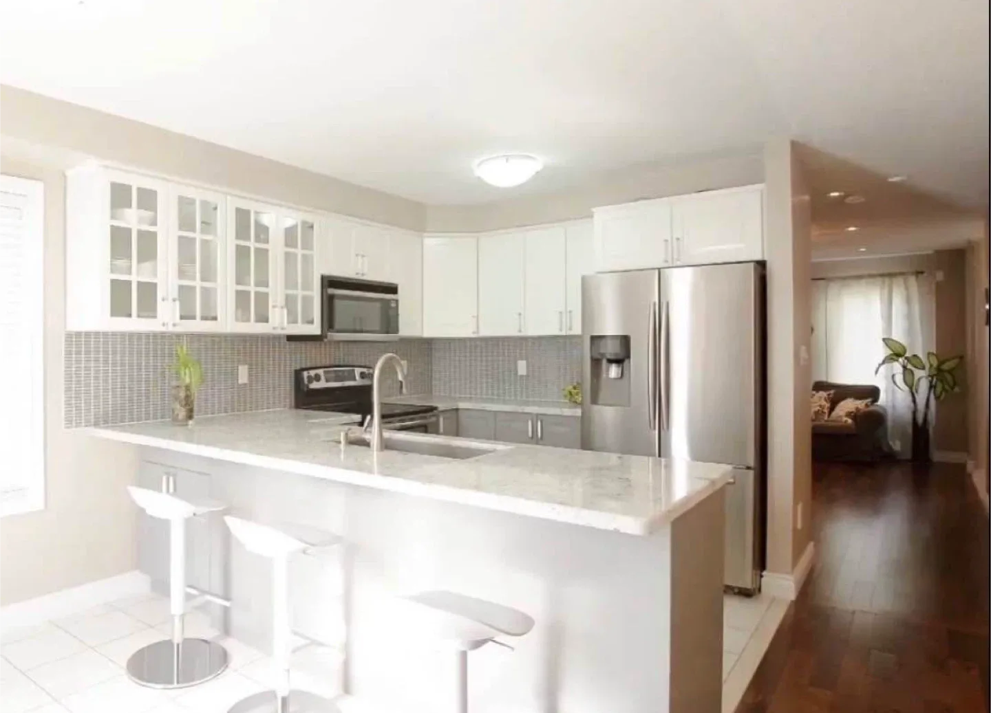 Beautiful Single Bedroom with Ensuite - Female Only image indicator(4)