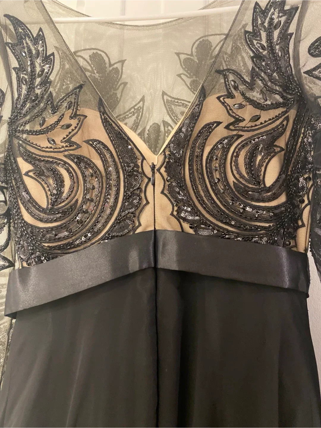 Prom Dress – Elegant Black, Size Small (Excellent Condition) image indicator(2)