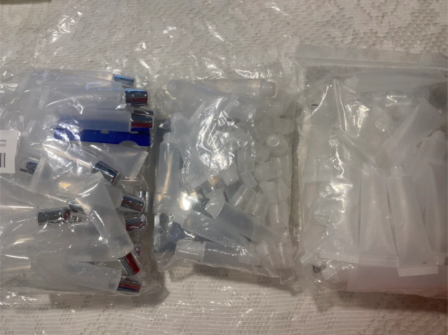 Lip Gloss Tubes & Jars image indicator(6)