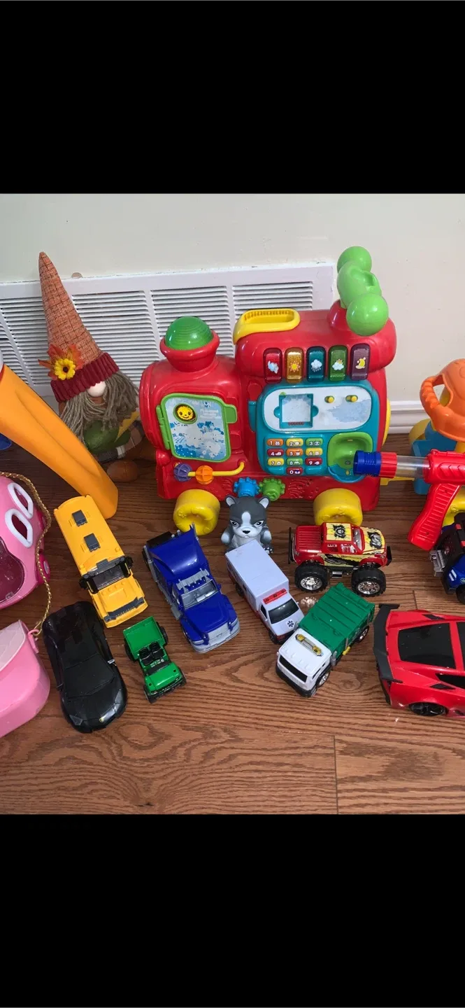 Lots of Fun Kids Toys image indicator(3)