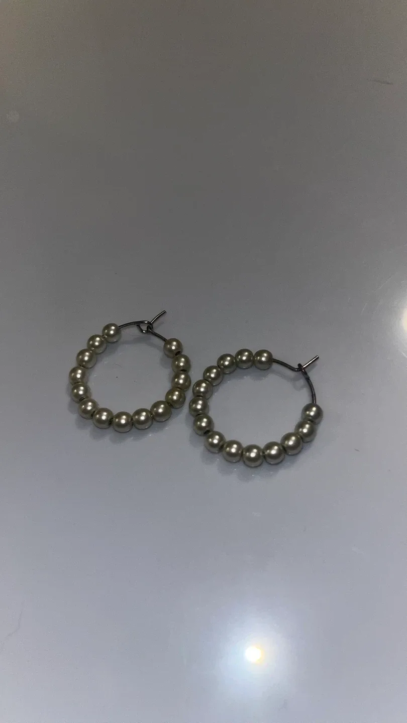 Pearl Hoop Earrings thumbnail