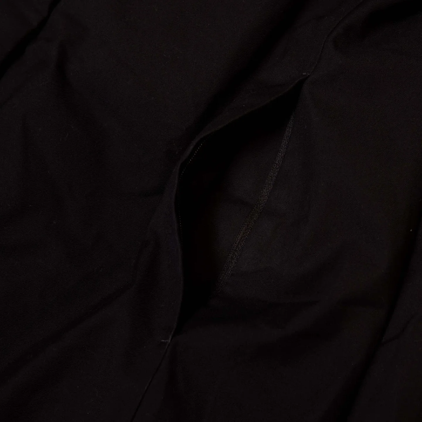 Uniqlo Black Down puffer Jacket - Size XS image indicator(6)