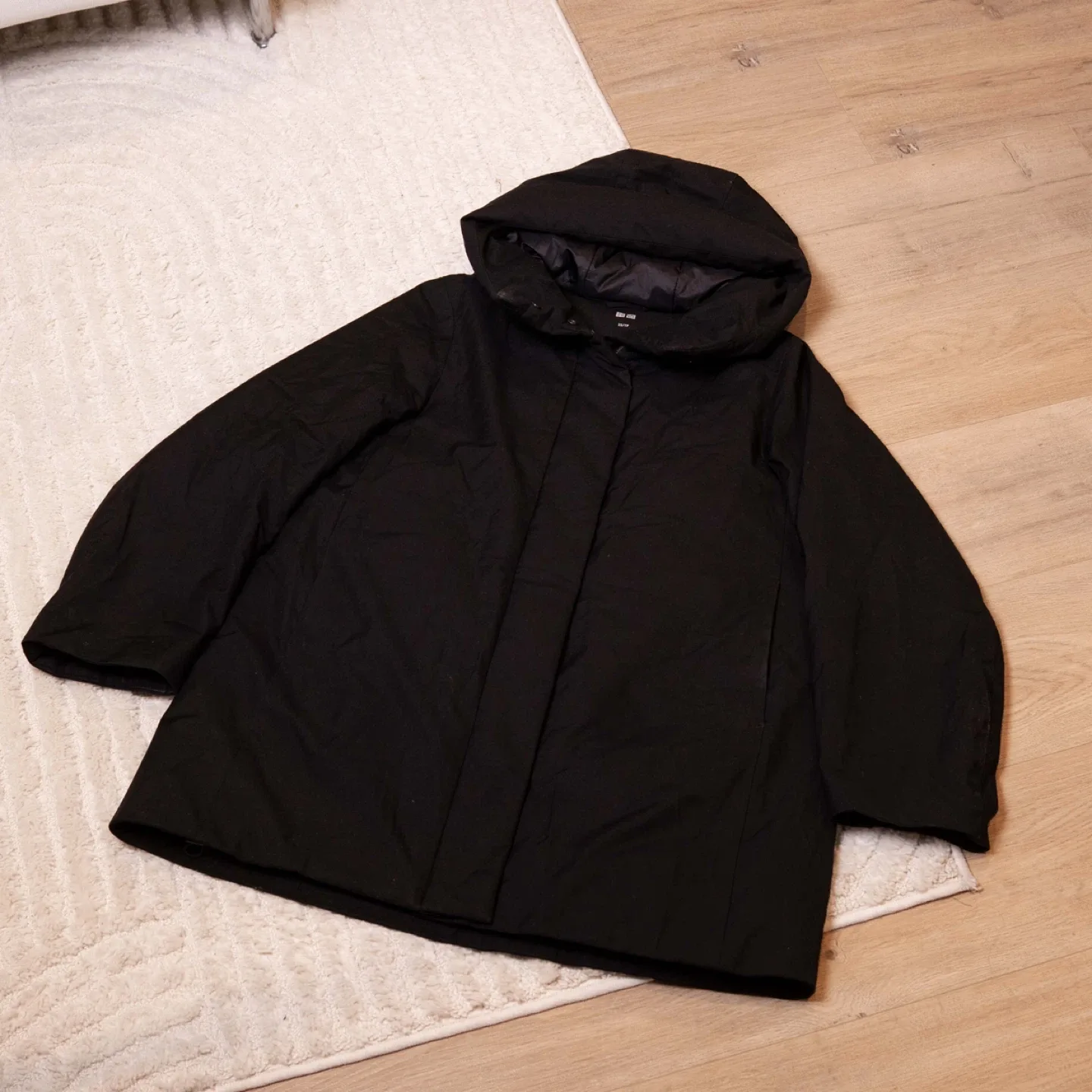 Uniqlo Black Down puffer Jacket - Size XS