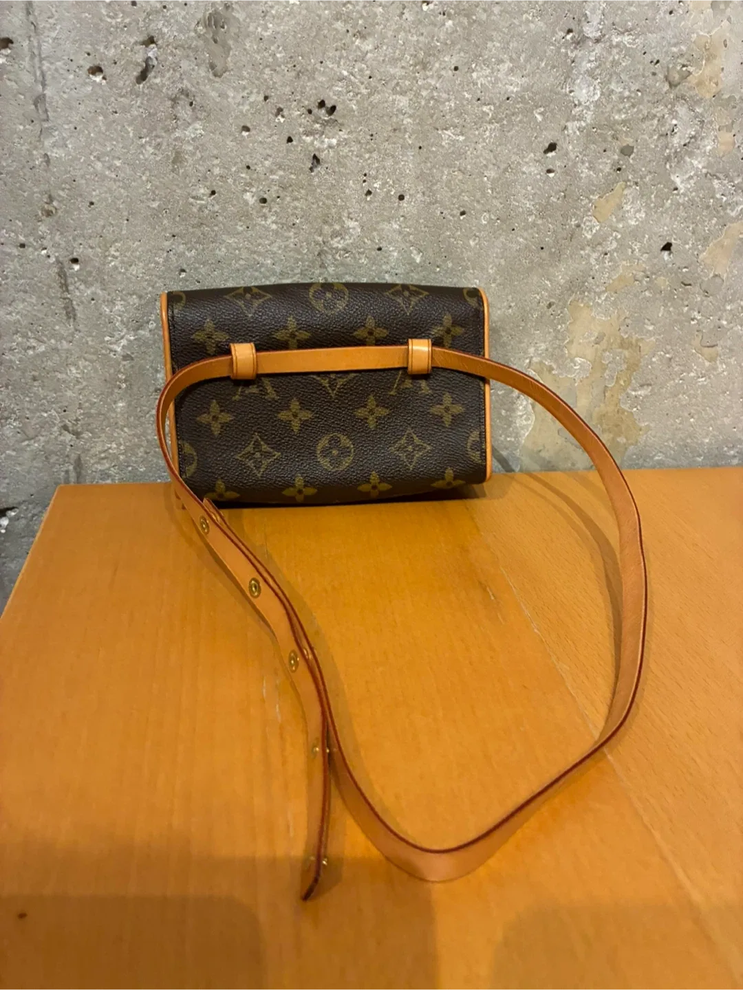 Louis Vuitton Monogram Belt Bag image indicator(2)