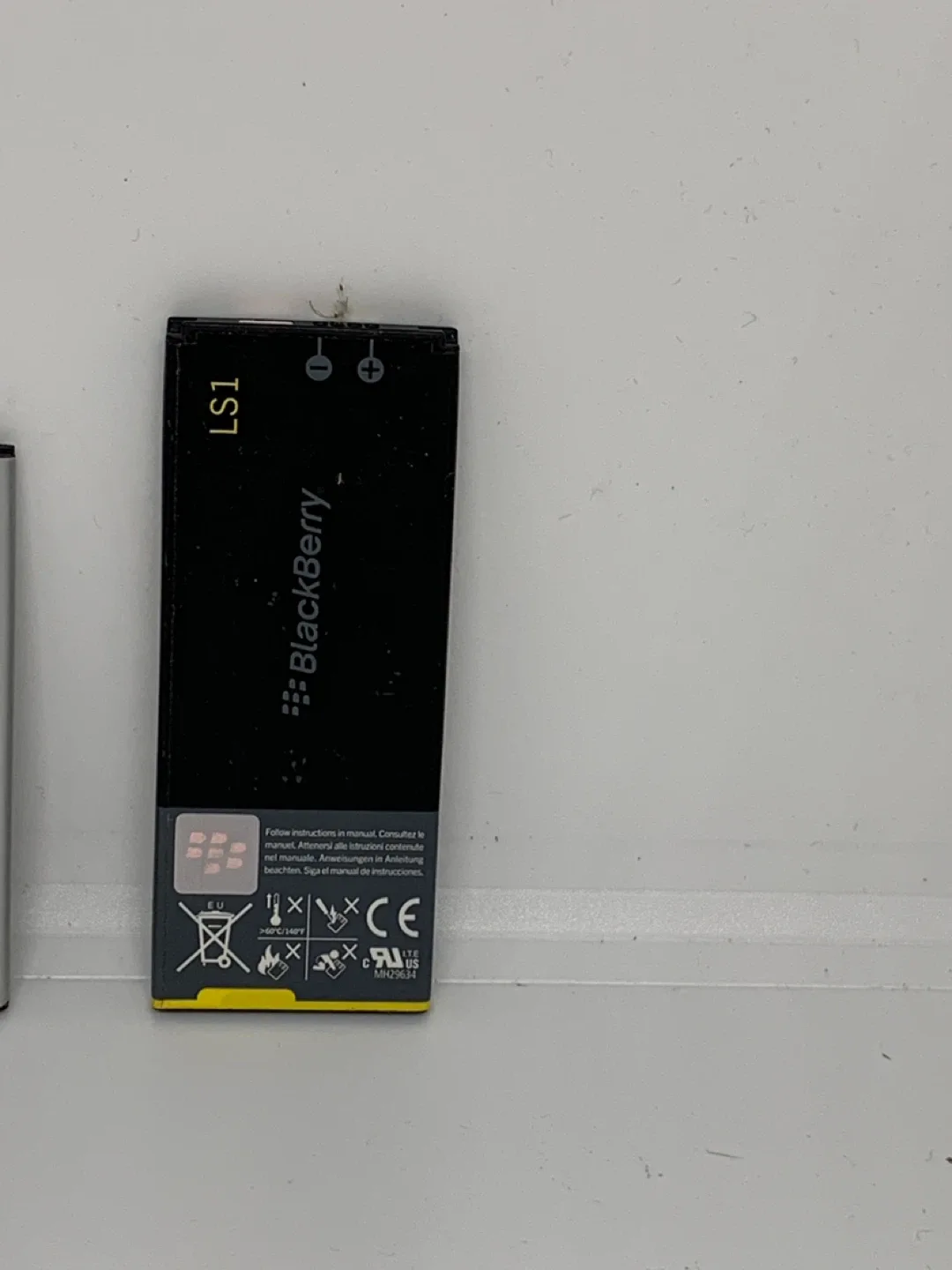 BlackBerry LS1 Battery thumbnail