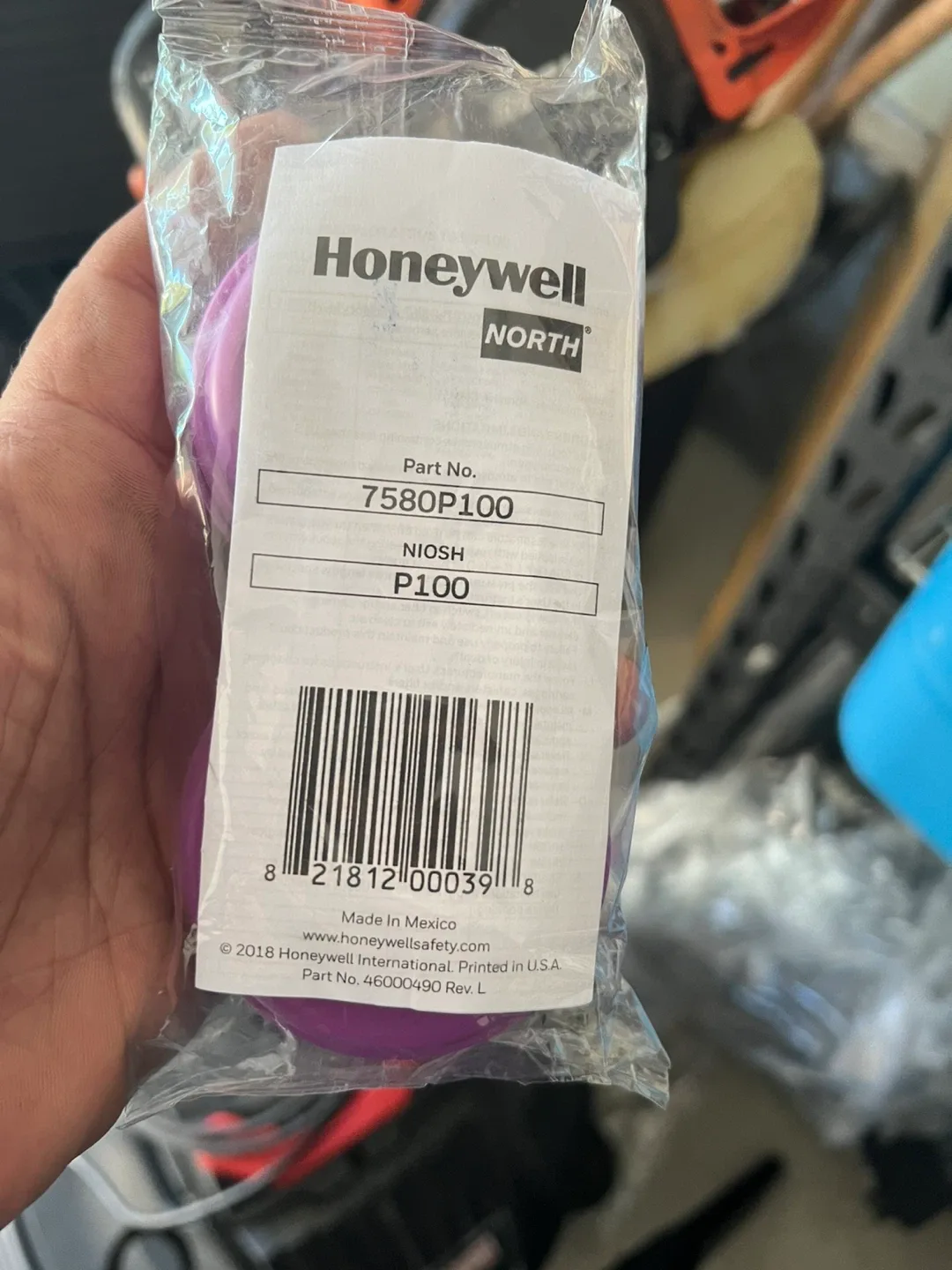 North 7700 Series Silicone Half Mask Respirator image indicator(2)