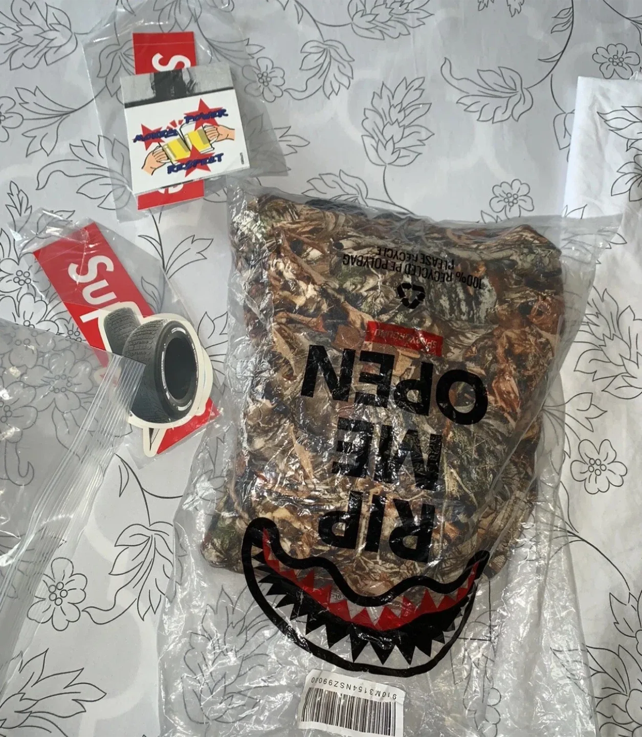 Luter Hoodie - Size small image indicator(3)