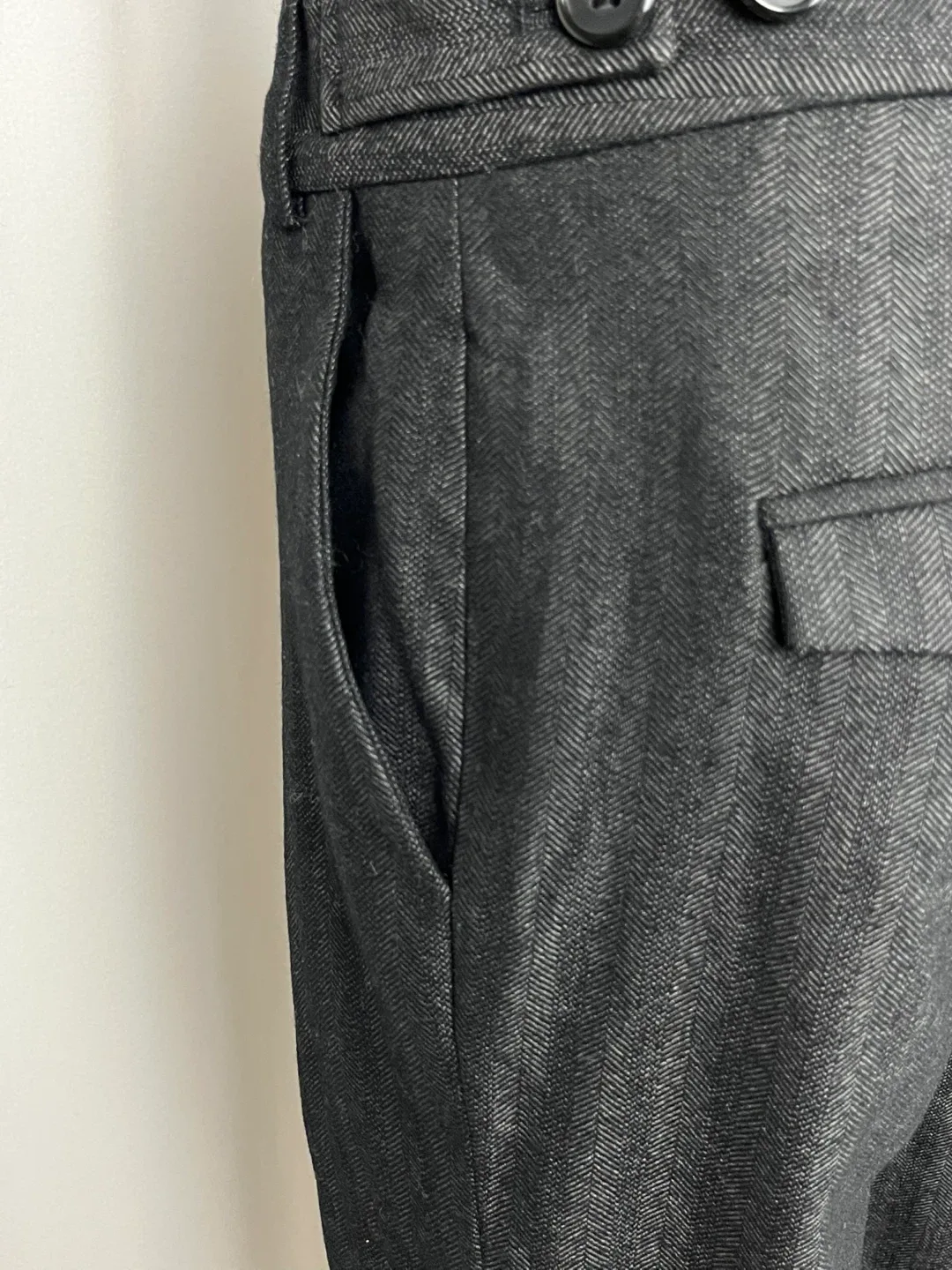 French Connection Pants - Size 2 image indicator(3)