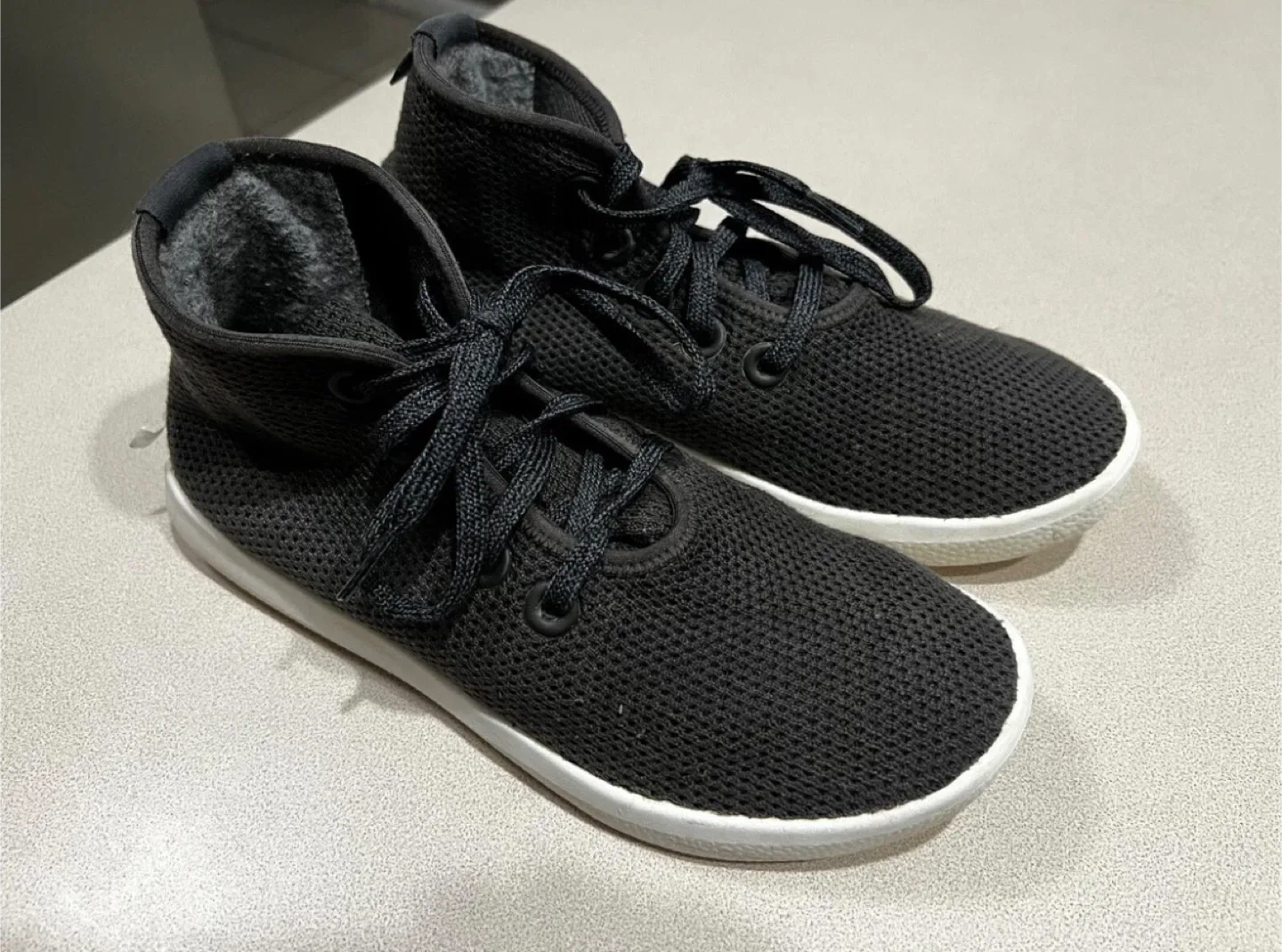 Men’s Size 9 -   Allbirds Tree Toppers Shoes thumbnail