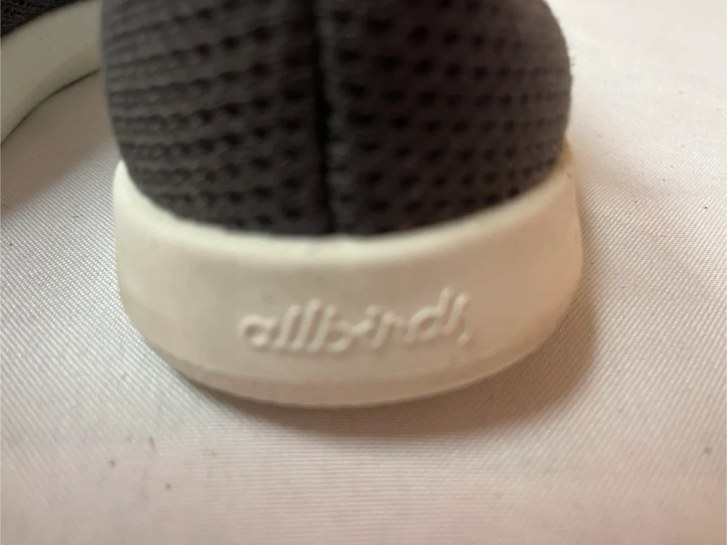 Men’s Size 9 -   Allbirds Tree Toppers Shoes image indicator(8)