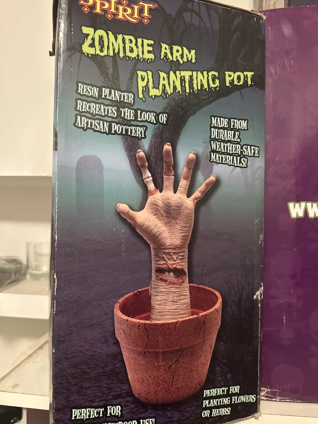 Spirit Zombie Arm Planting Pot - Resin Planter image indicator(2)