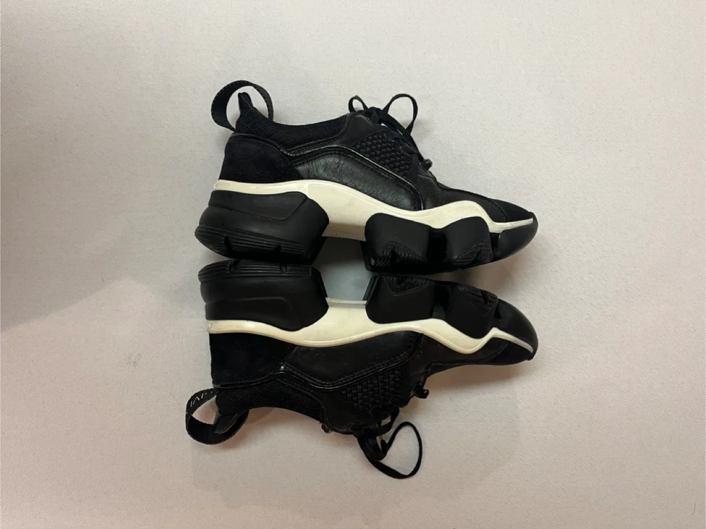 5 or 5.5 Ladies Givenchy Jaw Designer Sneakers image indicator(3)