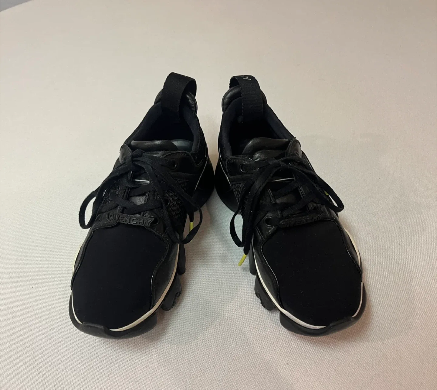 5 or 5.5 Ladies Givenchy Jaw Designer Sneakers image indicator(4)