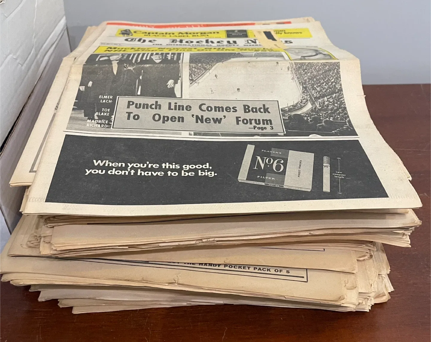 Vintage Hockey News Newspapers/magazines thumbnail