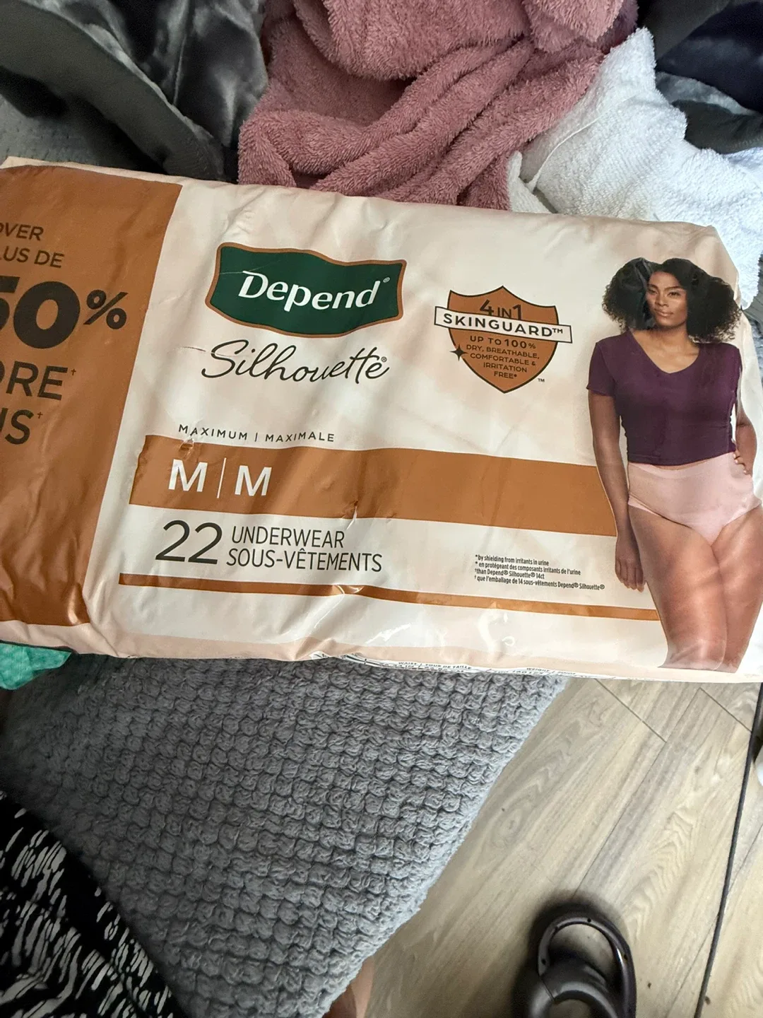 Depend Silhouette Underwear, Size M (22 Count) image indicator(2)