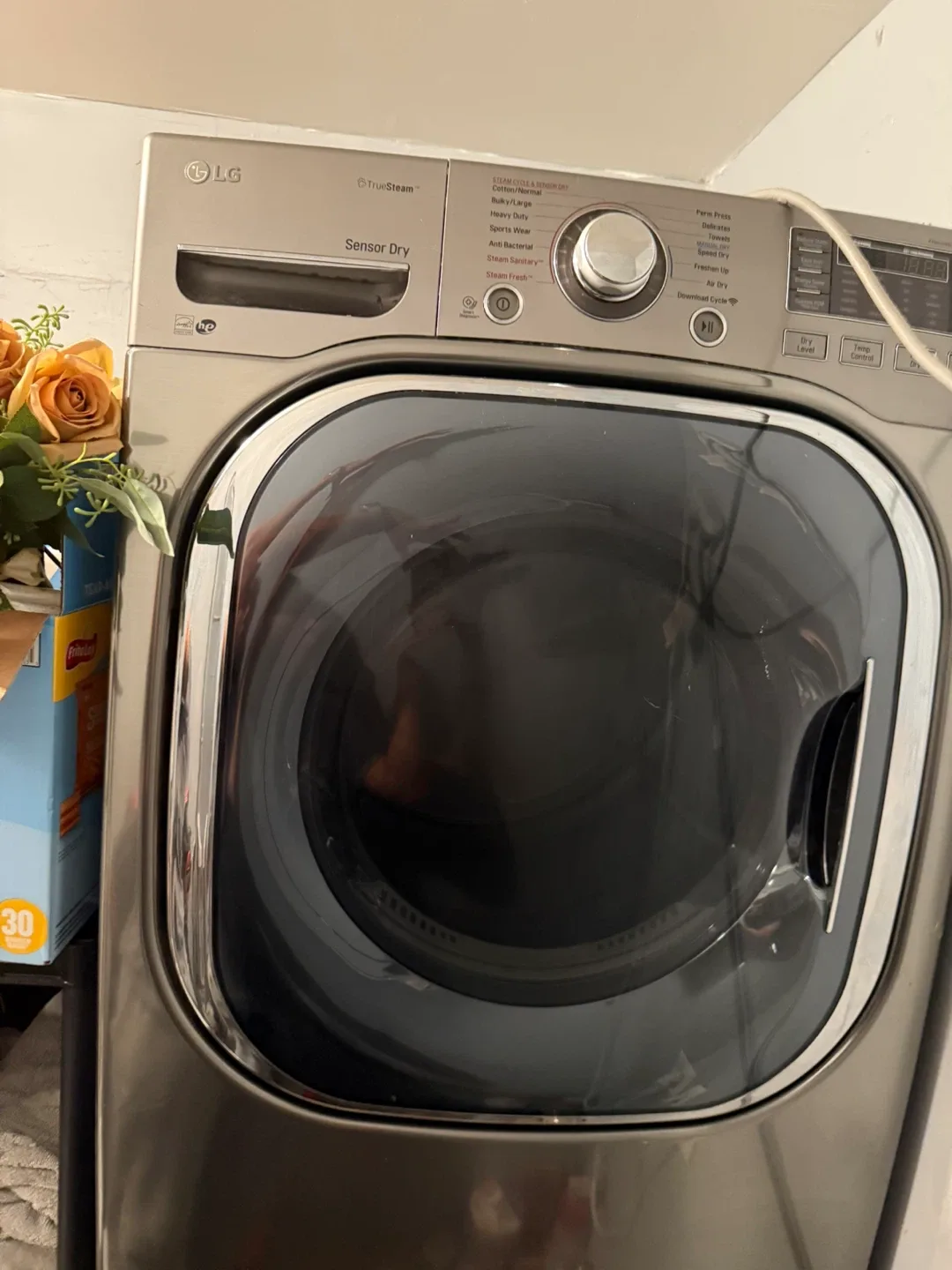 LG Washer & Dryer Set – Excellent Condition! image indicator(2)