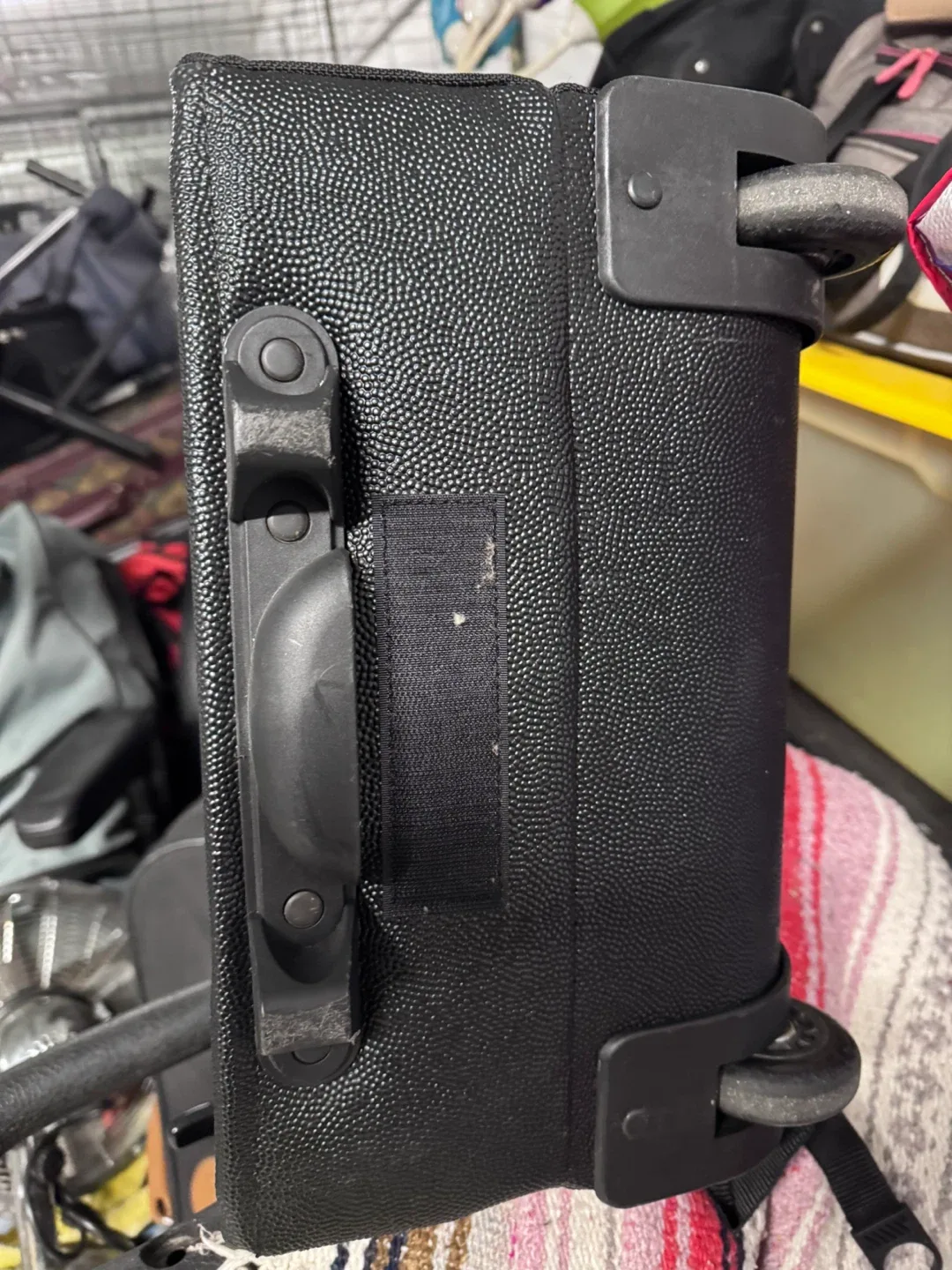 Targus Rolling Backpack - Black image indicator(2)