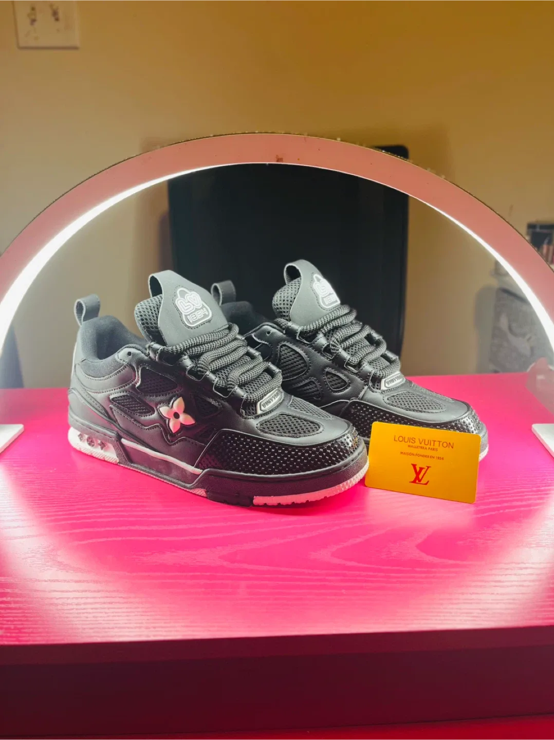 Louis Vuitton Black Leather Sneakers image indicator(3)