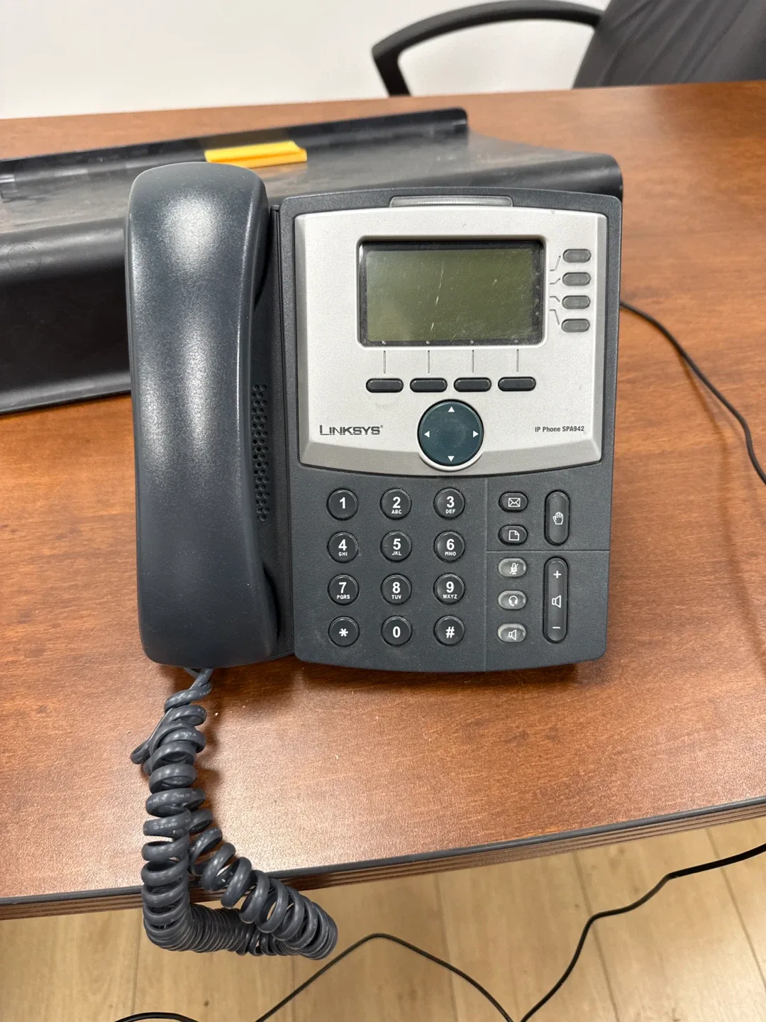 Cisco & Linksys IP Phones - SPA525G2 & SPA942 image indicator(3)