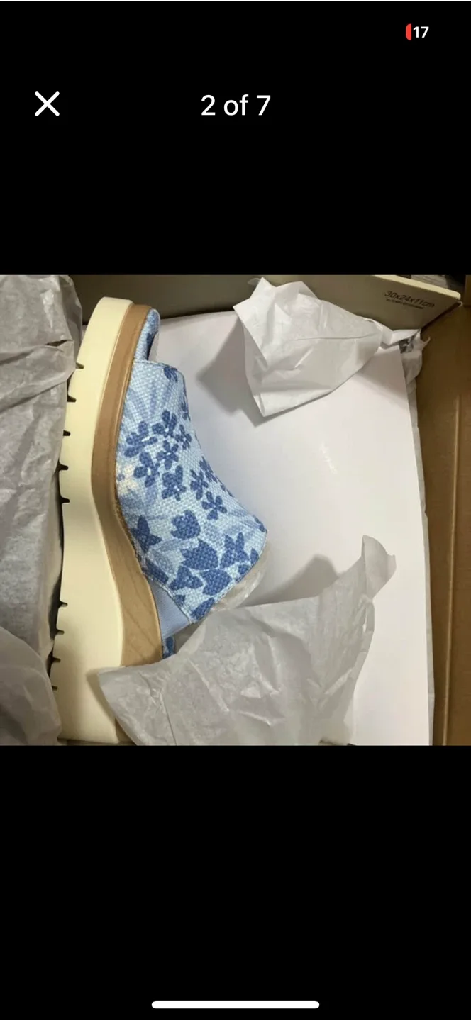 Soul Naturalizer Blue Floral Mules Size 9.5 image indicator(2)