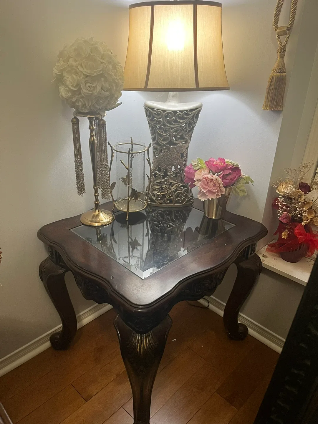 Ornate 6 Chairs Dining & Sofa Set image indicator(7)