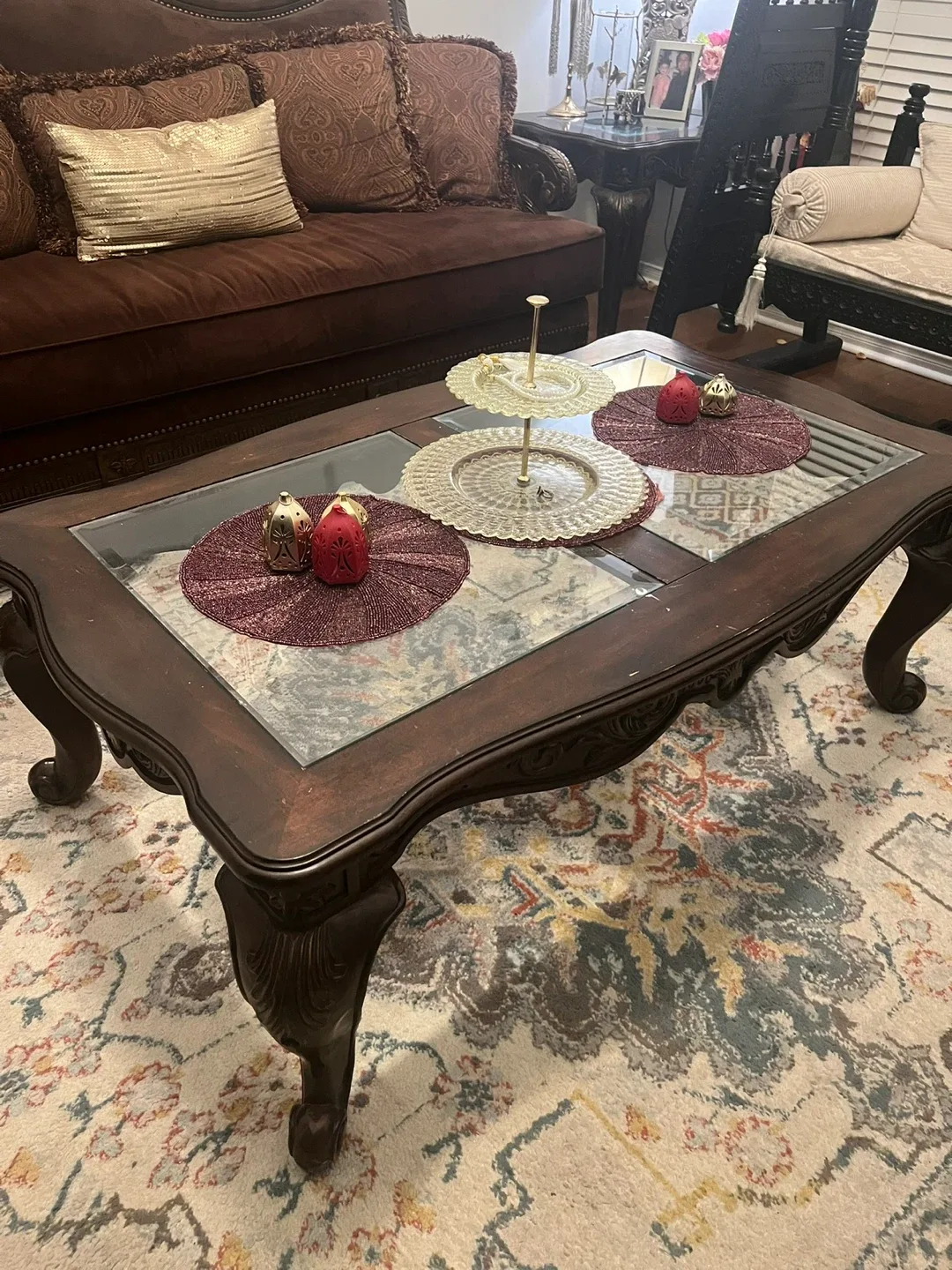 Ornate 6 Chairs Dining & Sofa Set image indicator(8)