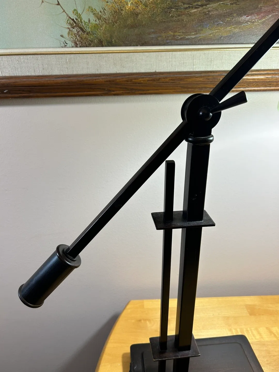 Adjustable Arm Table Lamp image indicator(3)