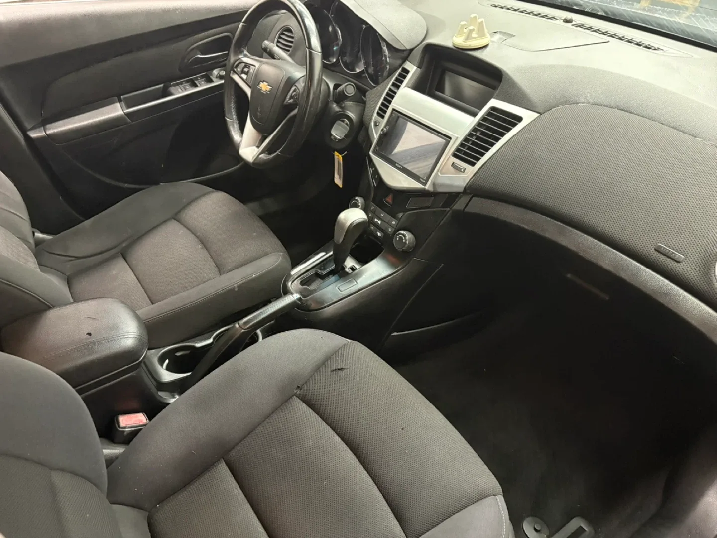 🍎 2012 Chevrolet Cruz. $2800 image indicator(7)