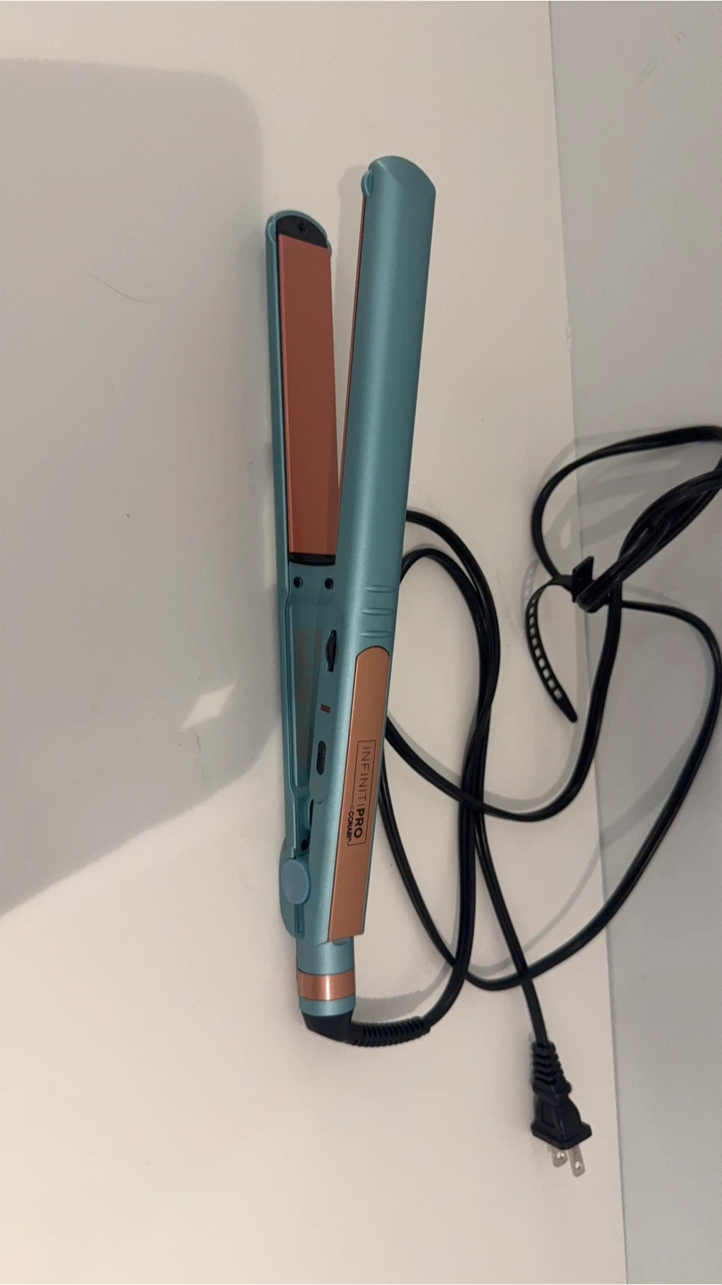 Infiniti Pro by Conair Flat Iron