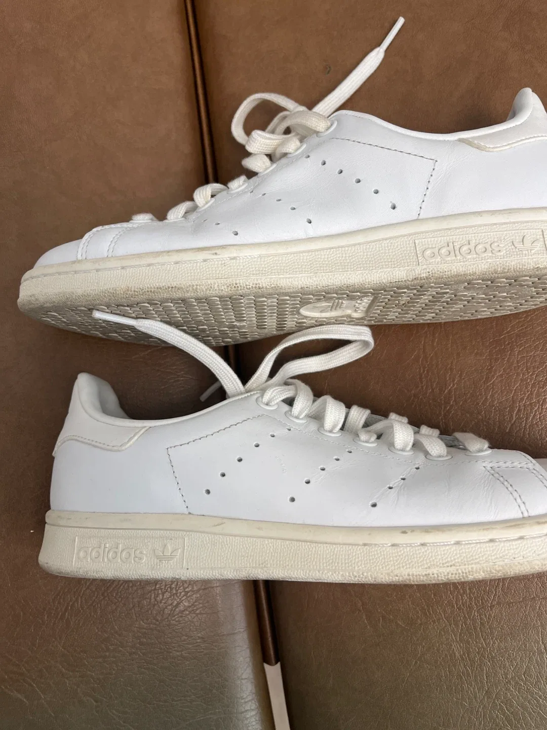 Adidas Stan Smith White Sneakers women’s  6.5 US image indicator(2)