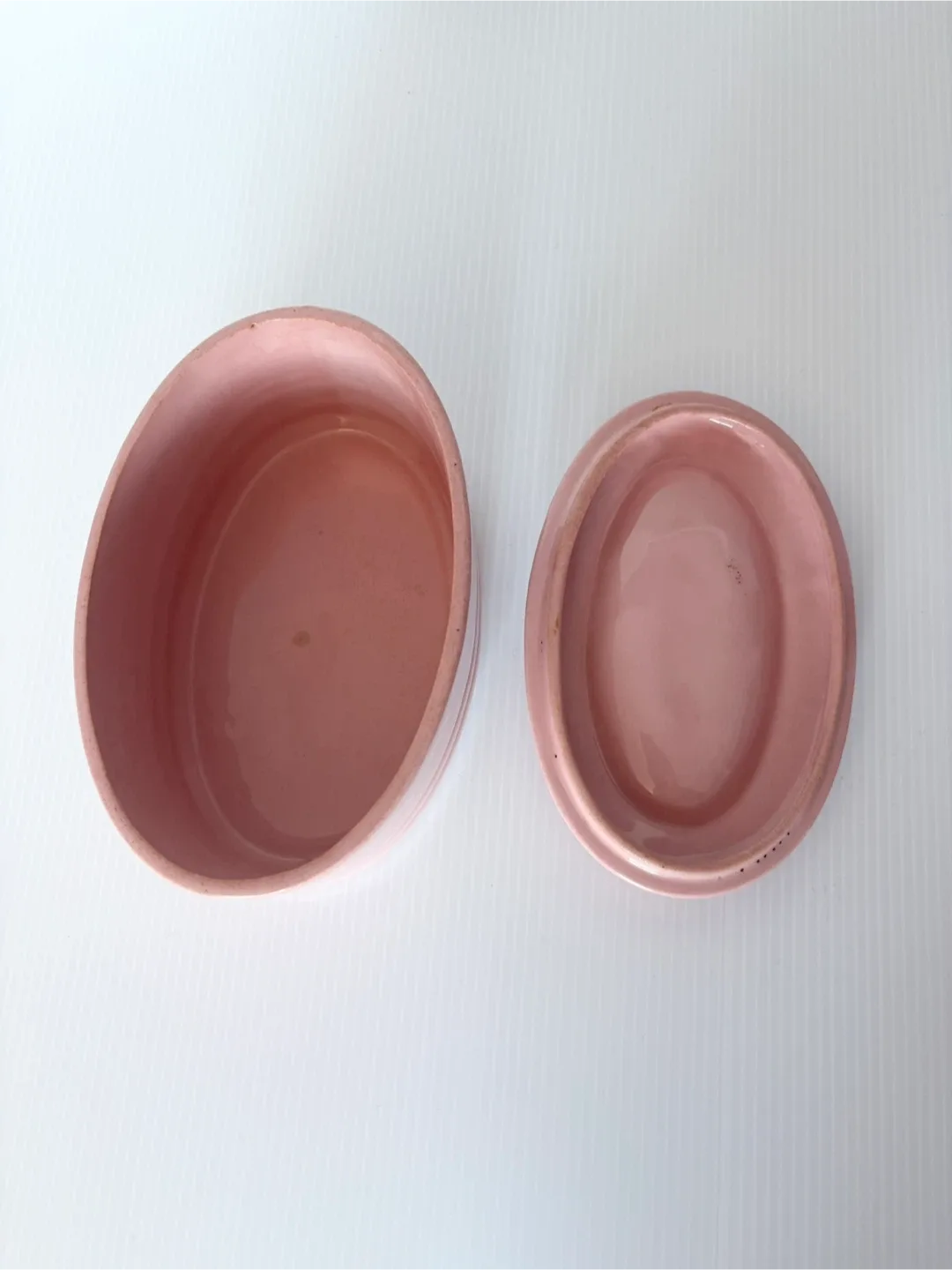 Vintage pink oval ceramic dish image indicator(3)